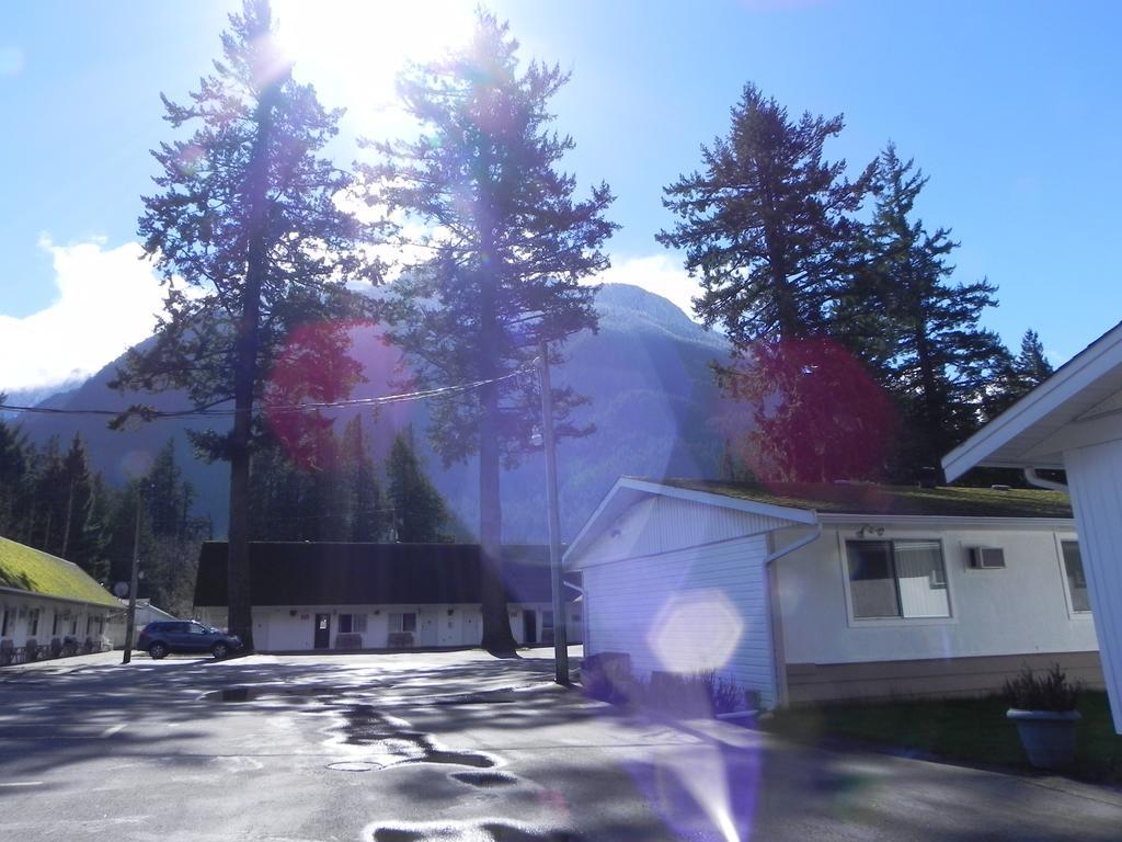 Skagit Motel Hope Bagian luar foto