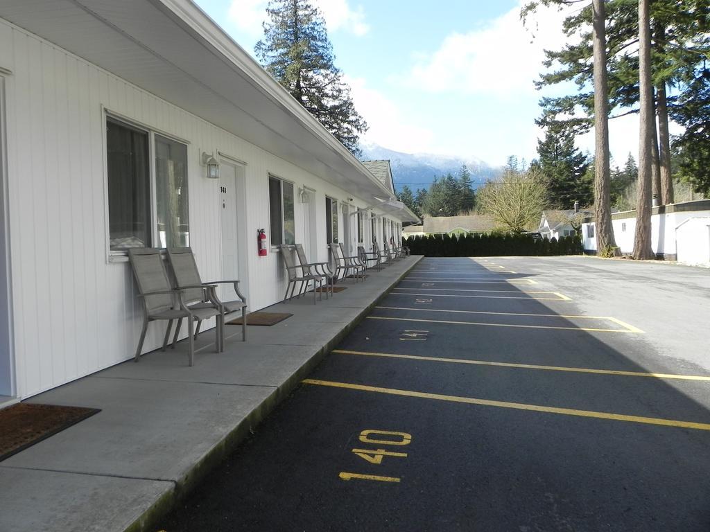 Skagit Motel Hope Bagian luar foto