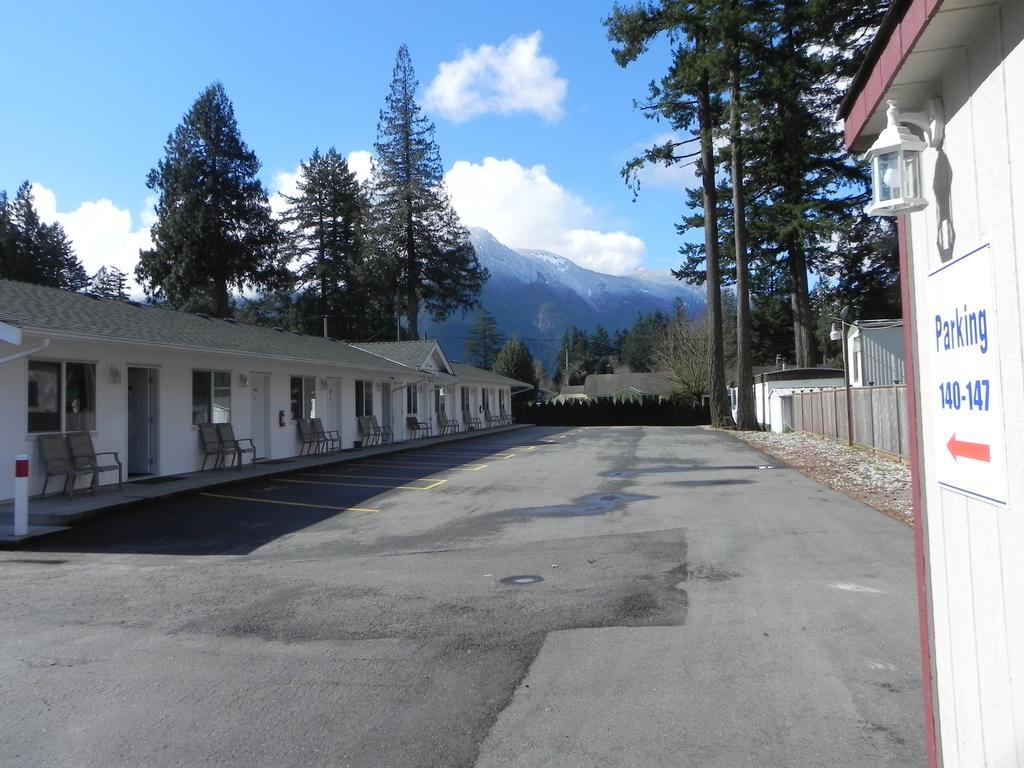 Skagit Motel Hope Bagian luar foto